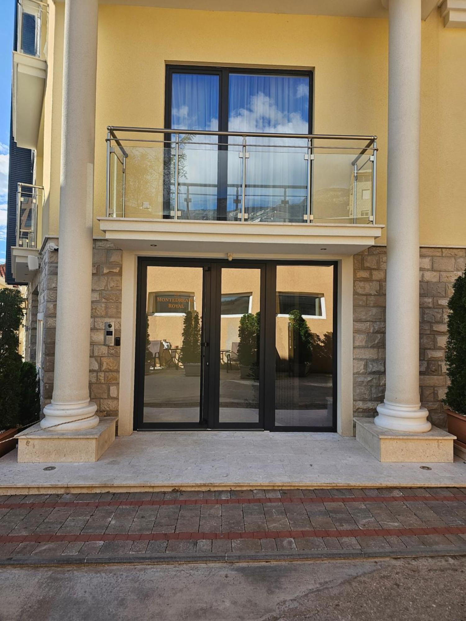 Modern Top Floor Sea View 3Br With Pools, Spa & Fitness Bečići Exterior photo