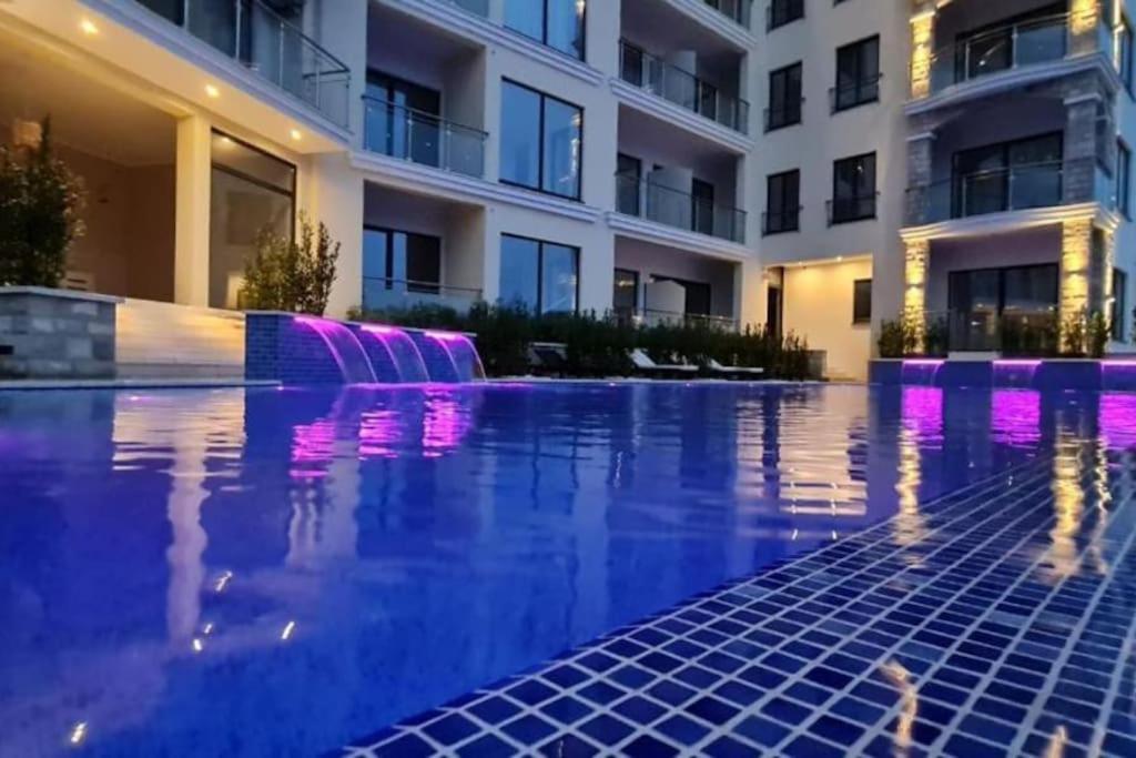 Modern Top Floor Sea View 3Br With Pools, Spa & Fitness Bečići Exterior photo