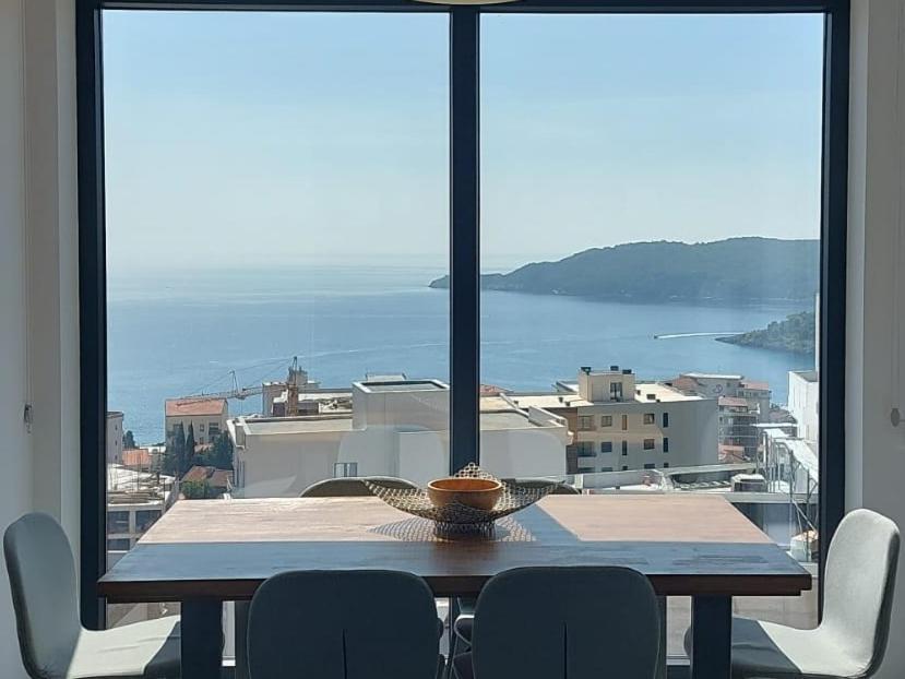Modern Top Floor Sea View 3Br With Pools, Spa & Fitness Bečići Room photo